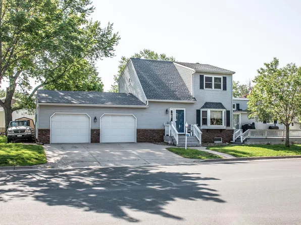 419 W Monroe St, Lake City, MN 55041