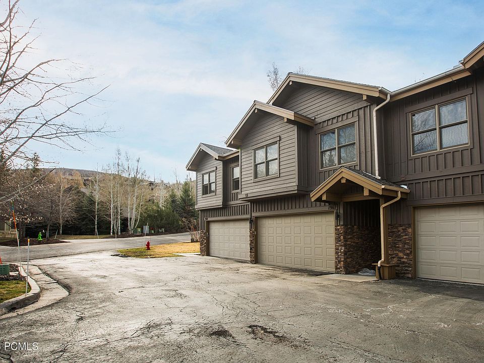 1st image of 1967 Paddington Dr #11