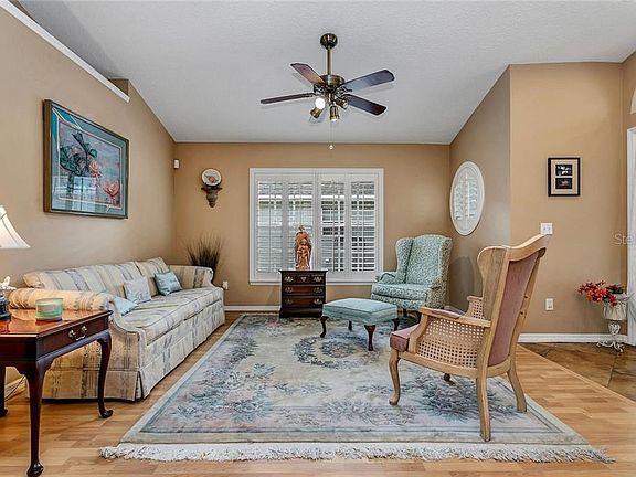 4th image of 16622 Rockwell Heights Ln