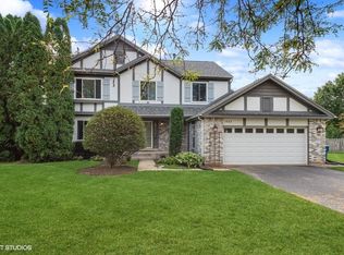 1535 Tartans Ct, Dundee, IL 60118