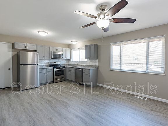 4th image of 1520 Bluefield Dr