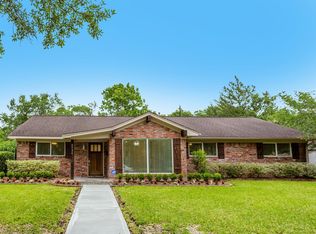 4926 Loch Lomond Dr, Houston, TX 77096