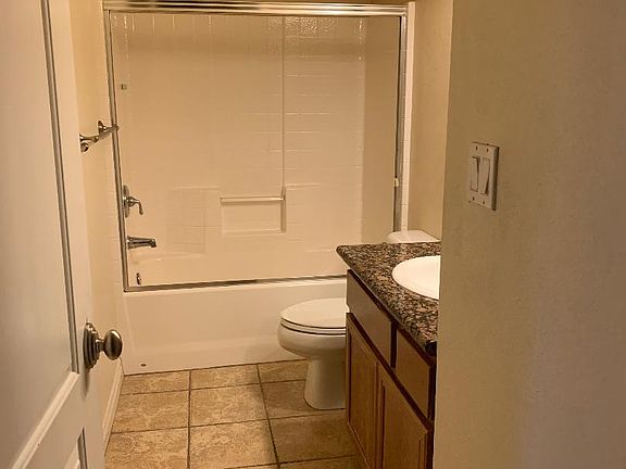 3rd image of 3700 Q St APT 210