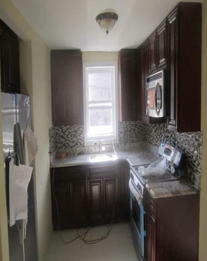 2nd image of 9 Canton Ct