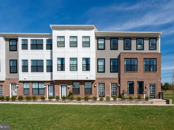 168 Leona Stewart Ln, Pennington, NJ 08534