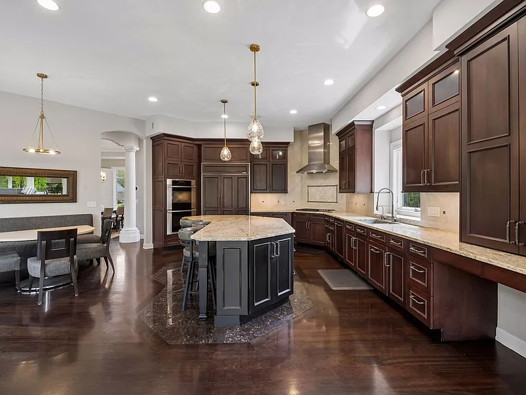 2063 Austrian Pine Ln — Photo 11