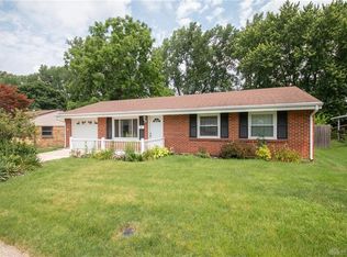 377 Amsterdam Dr, Xenia, OH 45385