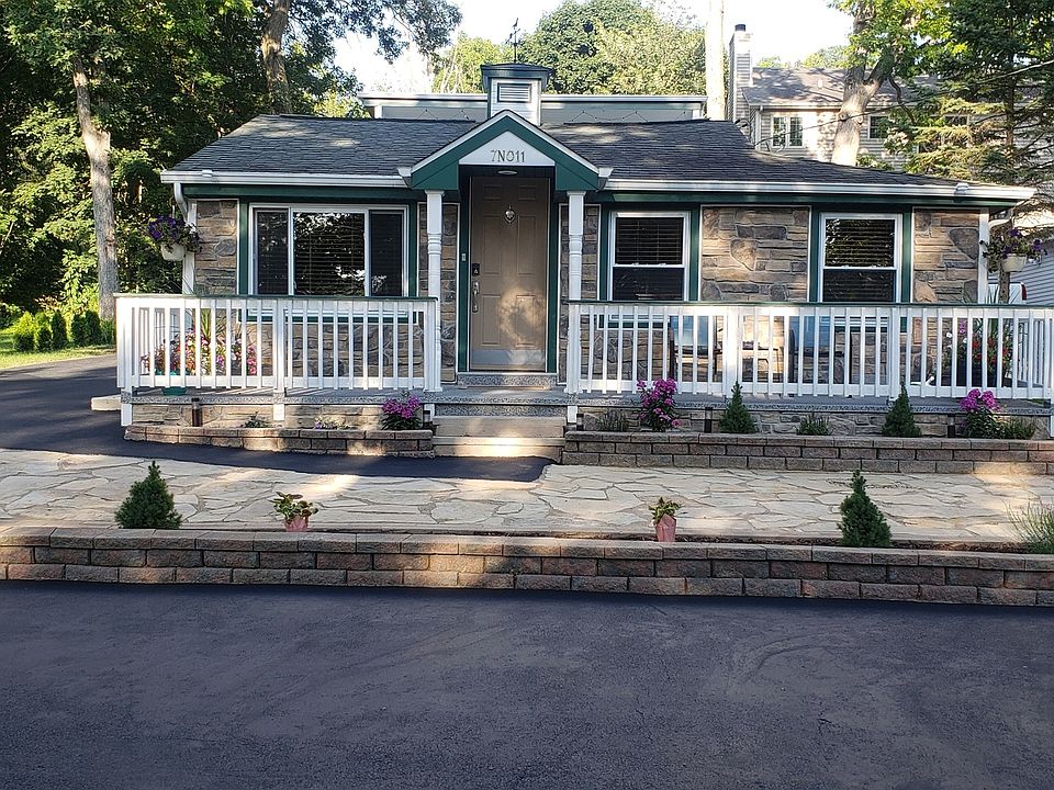 1st image of 7N011 Jackson Ave
