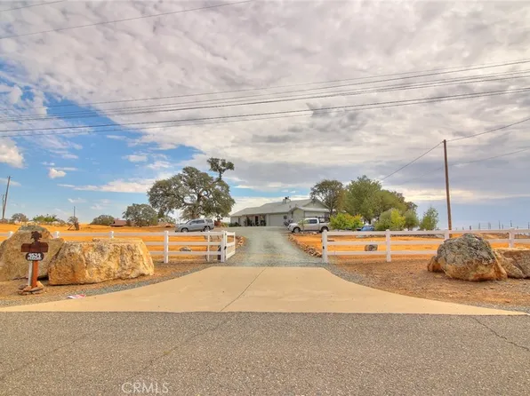 9539 Paraiso Blvd, La Grange, CA 95329