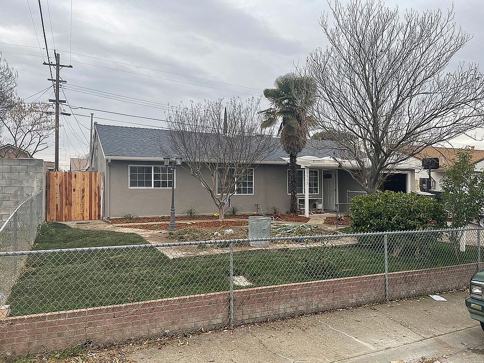 1st image of 3912 David Dr