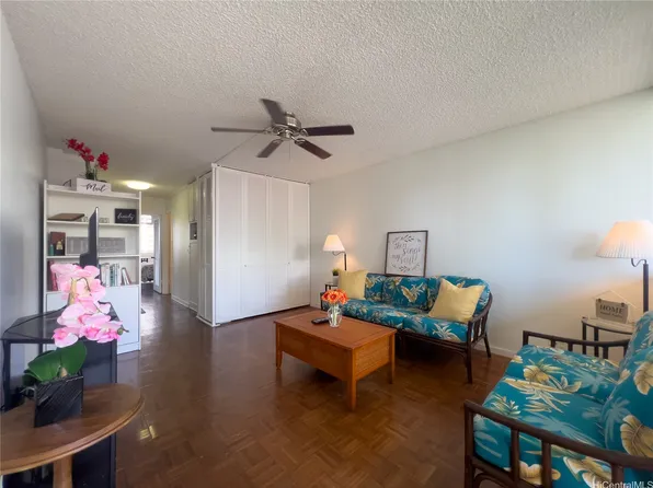 425 Ena Rd APT 1007B, Honolulu, HI 96815