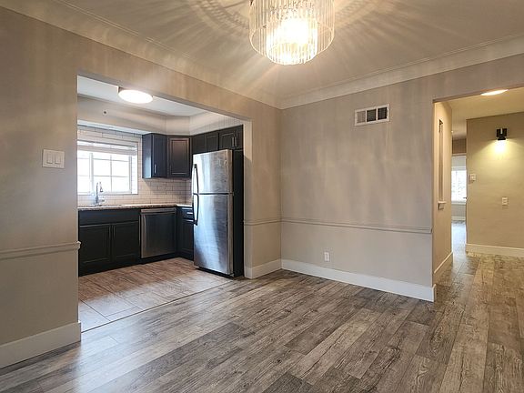 4th image of 6253 Nottingham Ave #1a172b49a