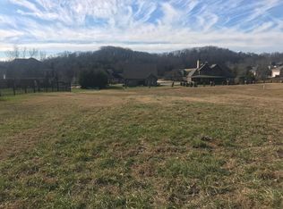 96 Rolling Links Blvd, Oak Ridge, TN 37830