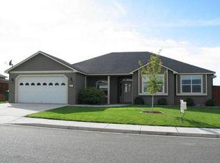 503 Pinnacle Dr, West Richland, WA 99353