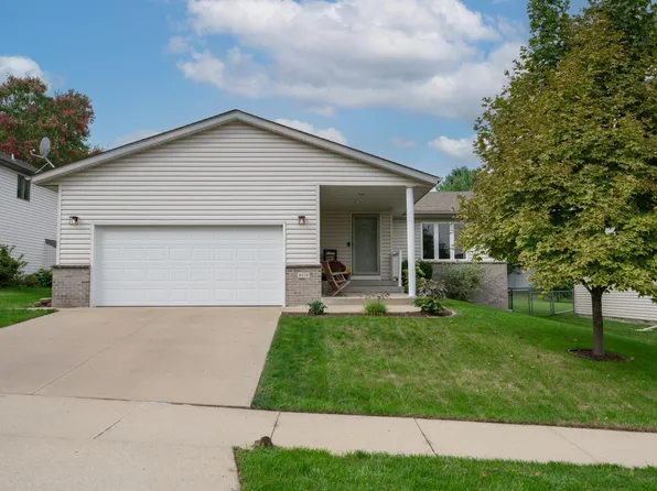4616 Manor Park Dr NW, Rochester, MN 55901