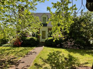 718 Park St APT 2, Charlottesville, VA 22902