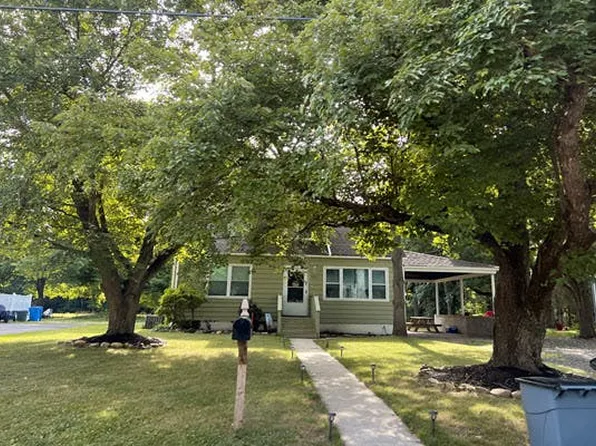 515 Belview Ave, Clayton, NJ 08312