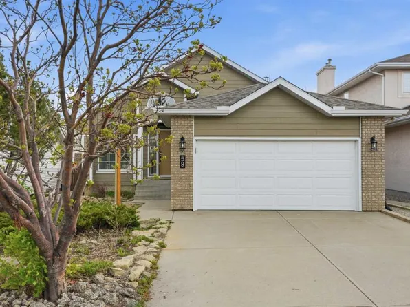 58 N Edgevalley Close NW, Calgary, AB T3A 5E4