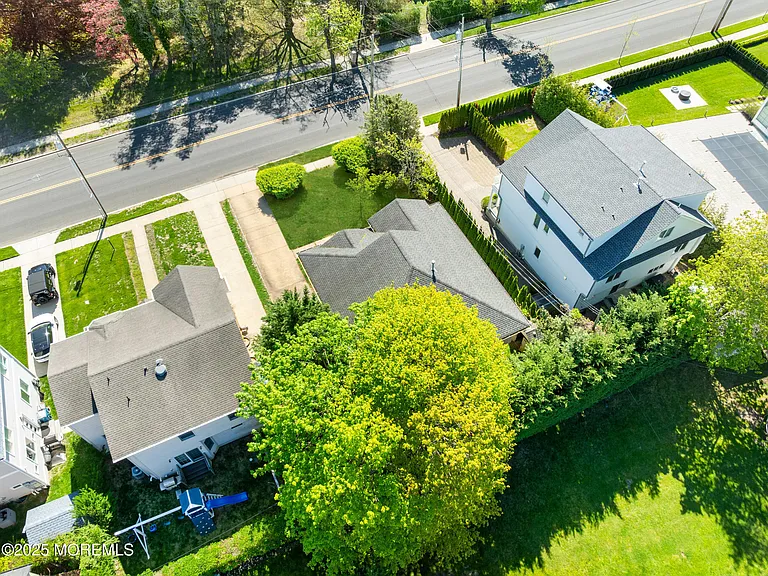 230 Norwood Ave — Photo 43