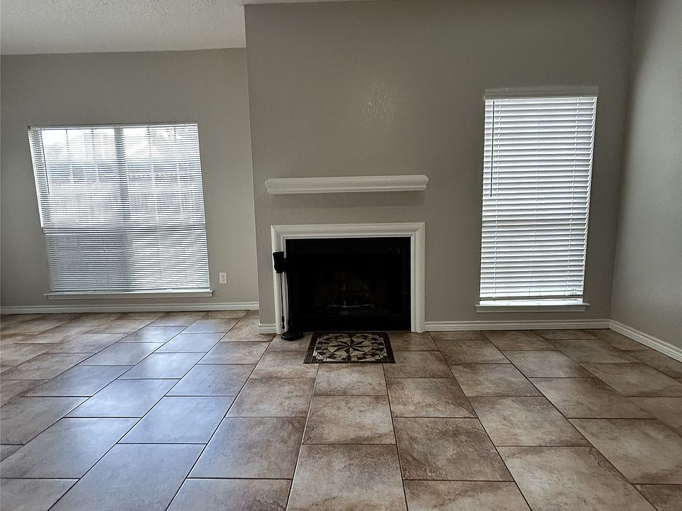 1st image of 3617 W Northgate Dr APT 125