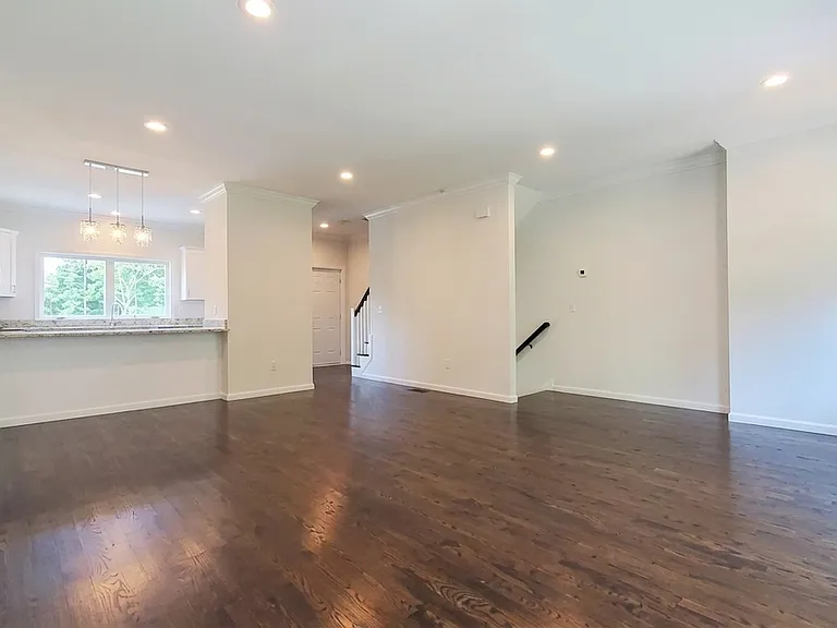 38 Triangle St #4 — Photo 6