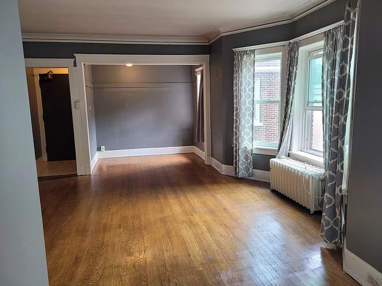 Cass Street Apartments — Photo 25