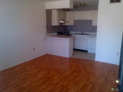 2nd image of 4320 Belvedere St APT 11
