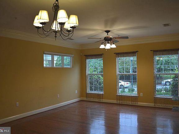 5th image of 12806 Murphy Grove Ter