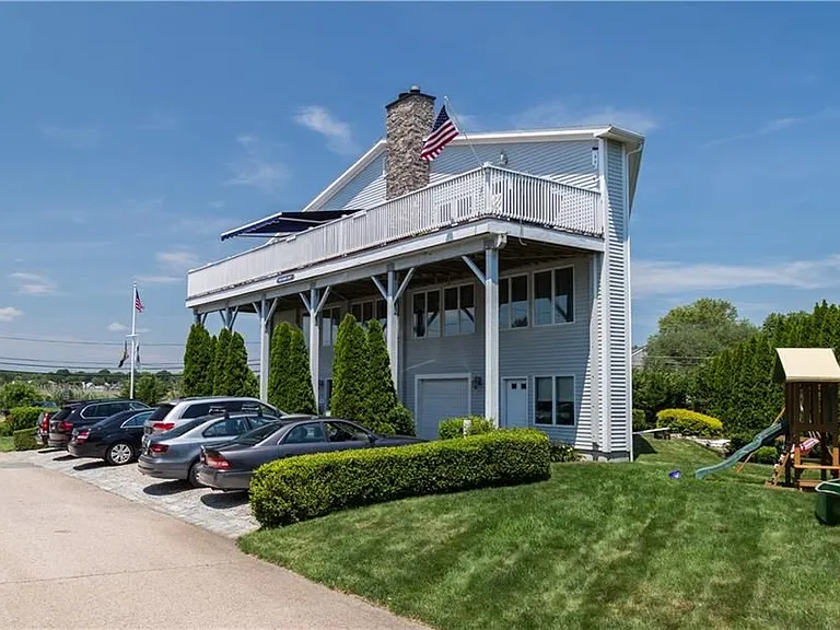 6 Dunes Rd — Photo 2