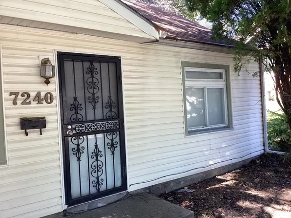 7240 Agnes Ave, Kansas City, MO 64132