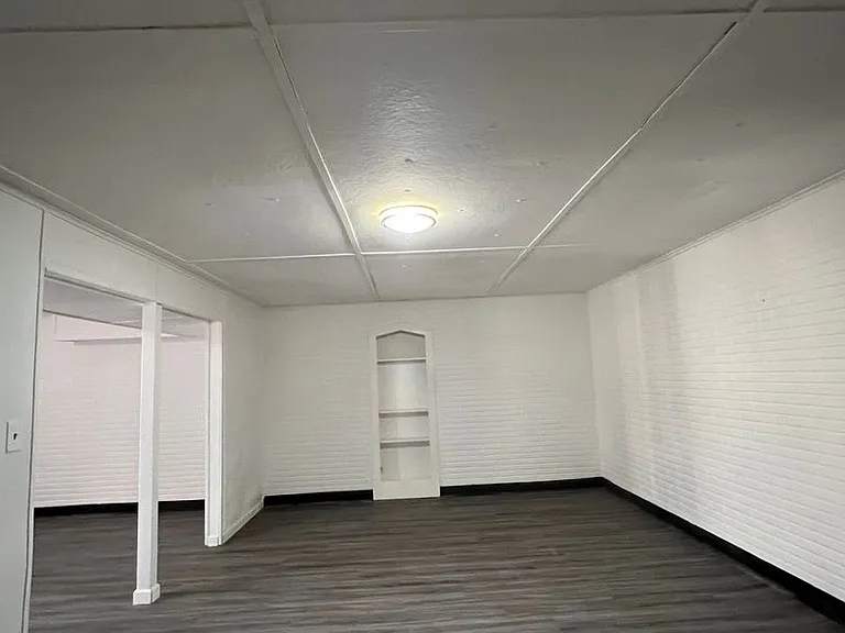 10 Brig Dean Rd — Photo 2