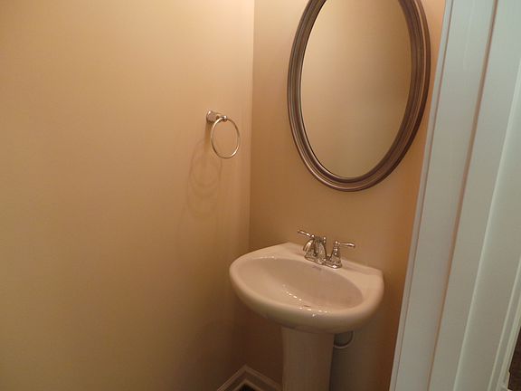 4th image of 128 Cassady Ln