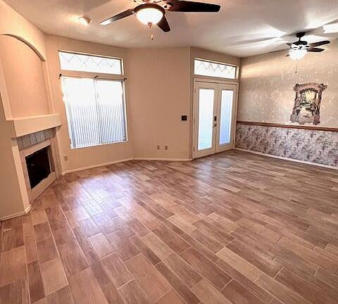 5th image of 500 N ROOSEVELT Avenue #92