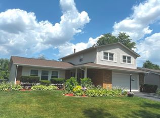 2716 Turtle Creek Dr, Hazel Crest, IL 60429