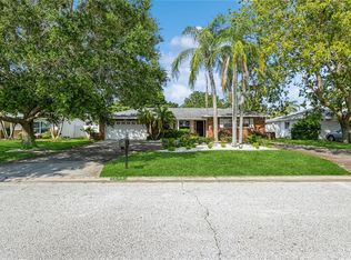 11891 Walker Ave, Seminole, FL 33772
