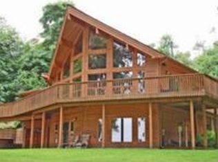 9618 SW Quartermaster Dr, Vashon, WA 98070