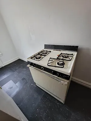 Rented by HFF Realty LLC | media 12