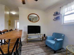 11 Hammond St #3, Newport, RI 02840