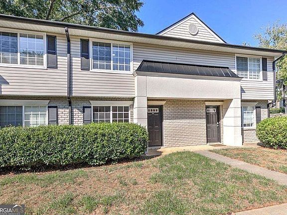 5th image of 6940 Roswell Rd Unit 7E