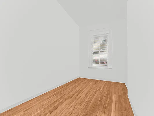 Rented by Corcoran | media 31