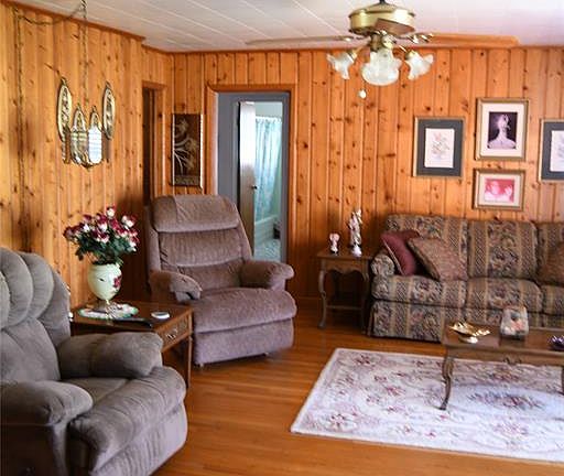 3rd image of 16176 W Highway 52