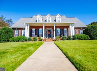 308 Old Mill Dr, Carrollton, GA 30117