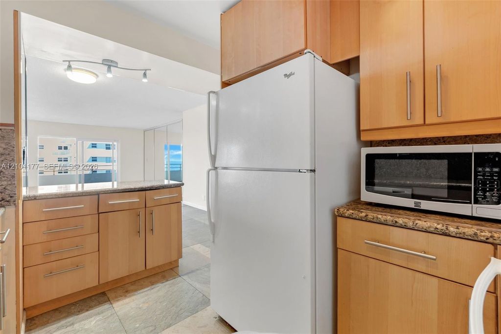 1630 N Ocean Blvd APT 1112, photo 9
