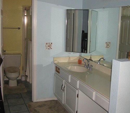4th image of 913 W Bell De Mar Dr