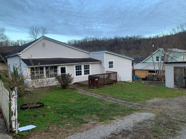 114 High St, Butler, KY 41006