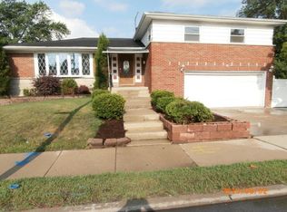 1660 N 5th Ave, Melrose Park, IL