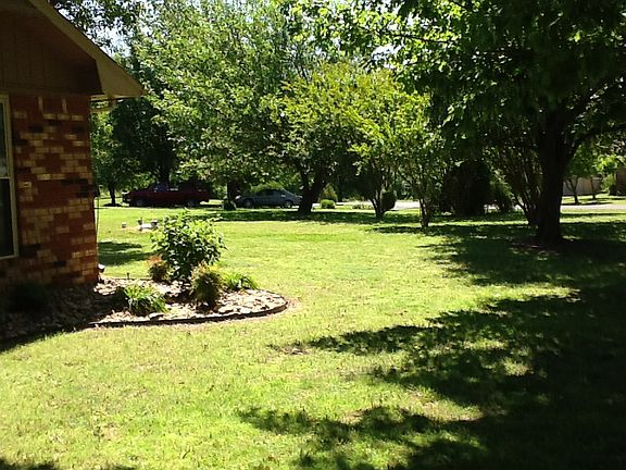 2nd image of 205 Fisher Dr