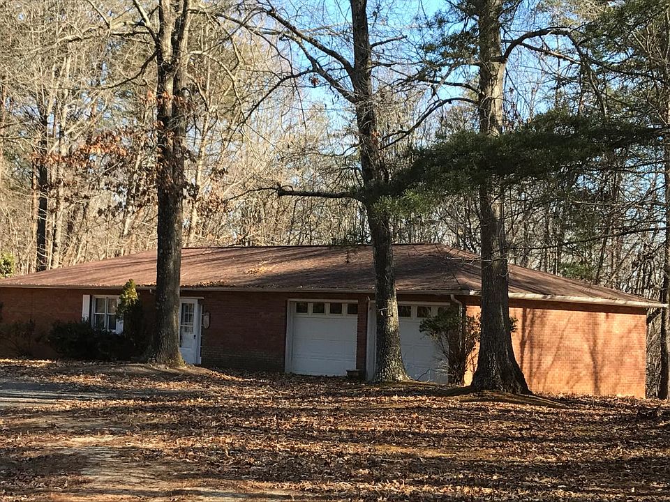 2nd image of 641 Beeson Rd