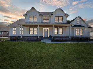 1189 Invitational Dr, Metamora, MI 48455