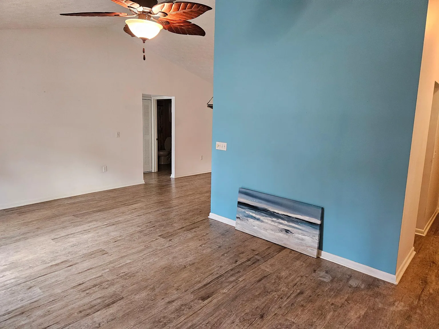 4200 Barbarossa Ave — Photo 2